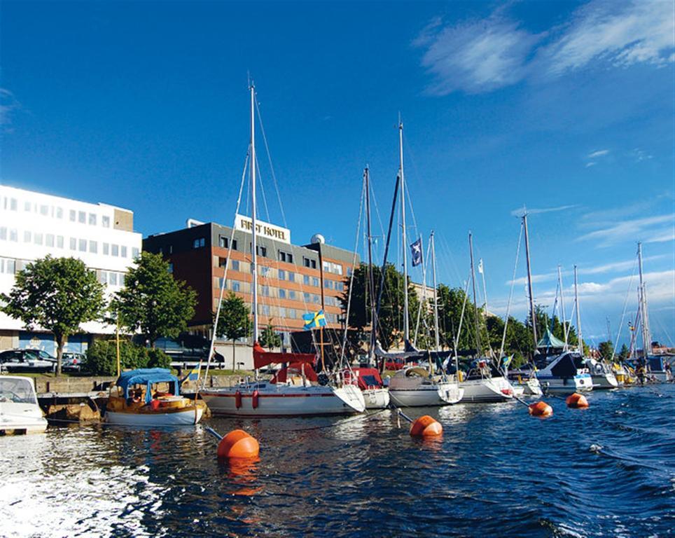 First Hotel Stadt Härnösand Kültér fotó